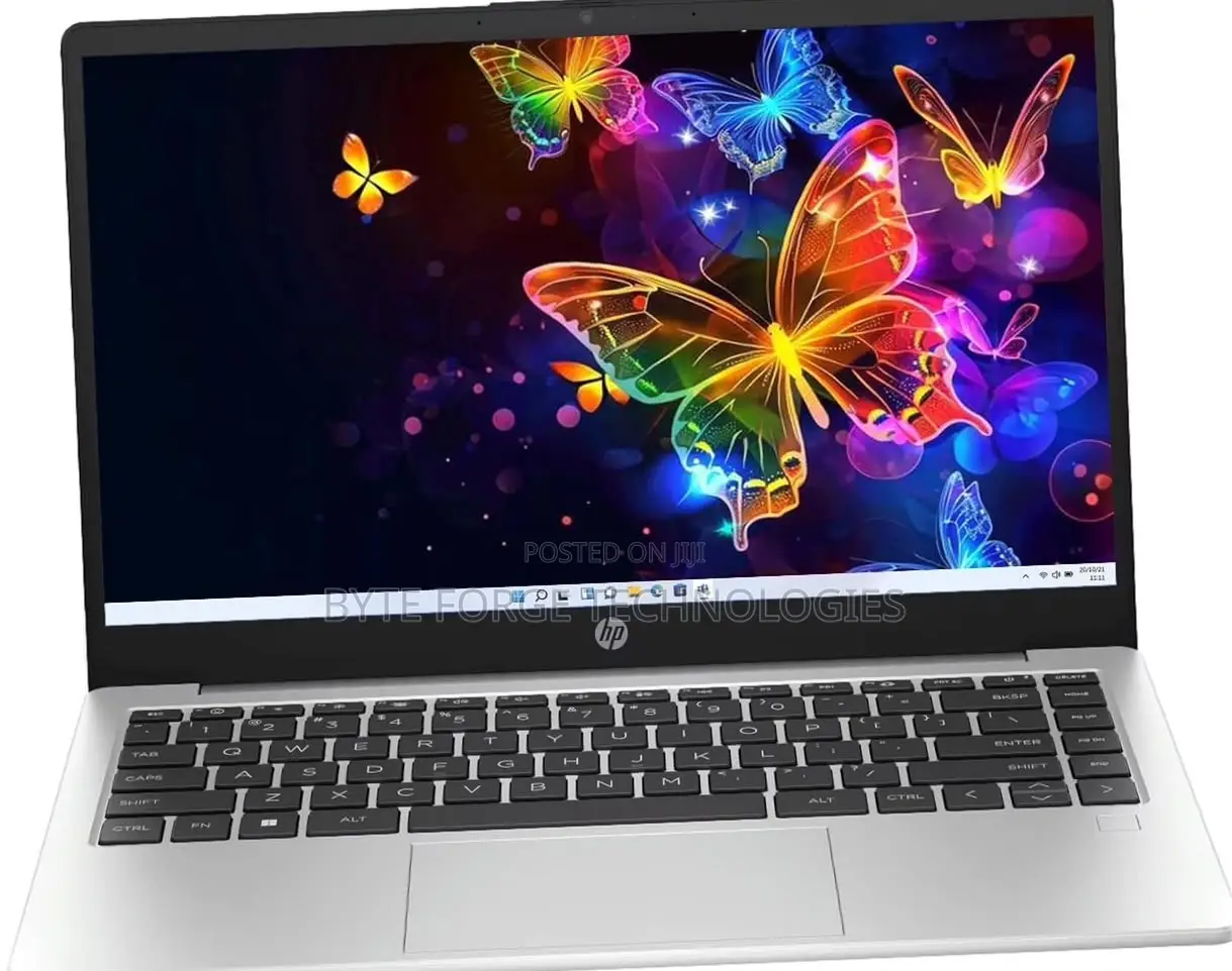 New Laptop HP 240 8GB Intel Core 3 SSD 512GB