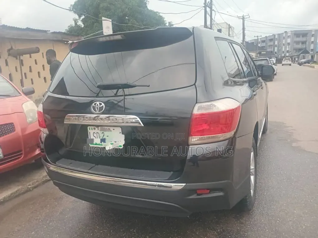 Toyota Highlander 2012 Black