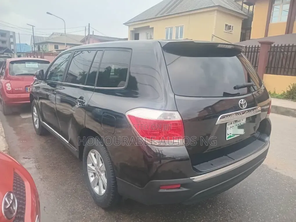 Toyota Highlander 2012 Black