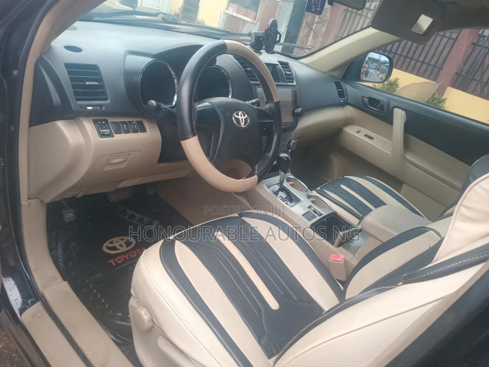 Toyota Highlander 2012 Black
