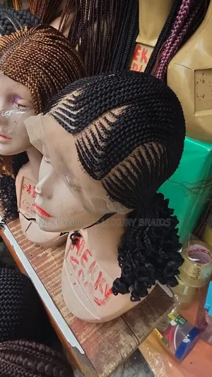 77 Curls Available in Black Color