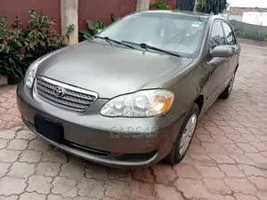 Toyota Corolla 2005 Gray