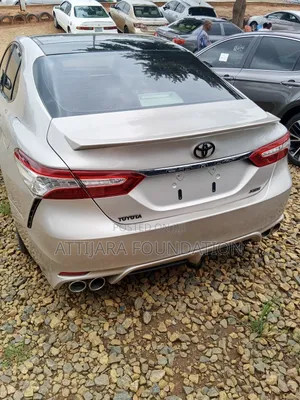 Toyota Camry 2020 Gold