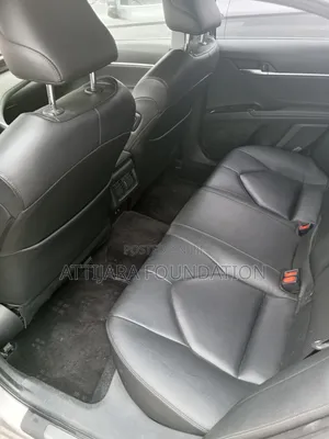 Toyota Camry 2020 Gold