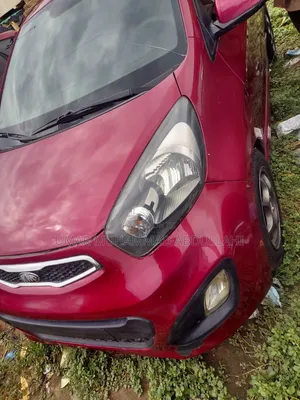 Kia Morning 2013 Maroon