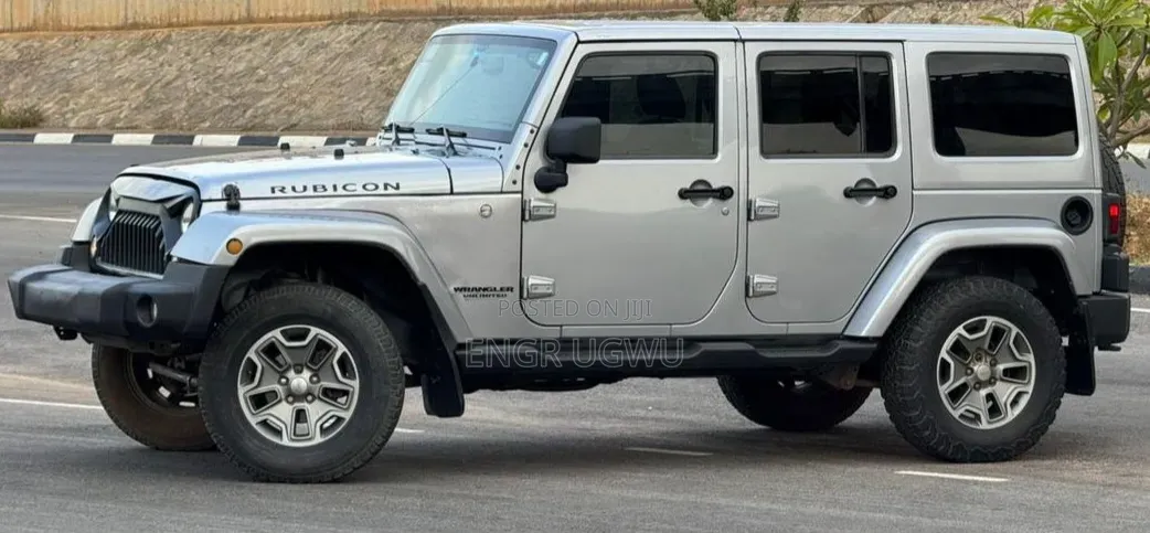 Car 2014 Gray