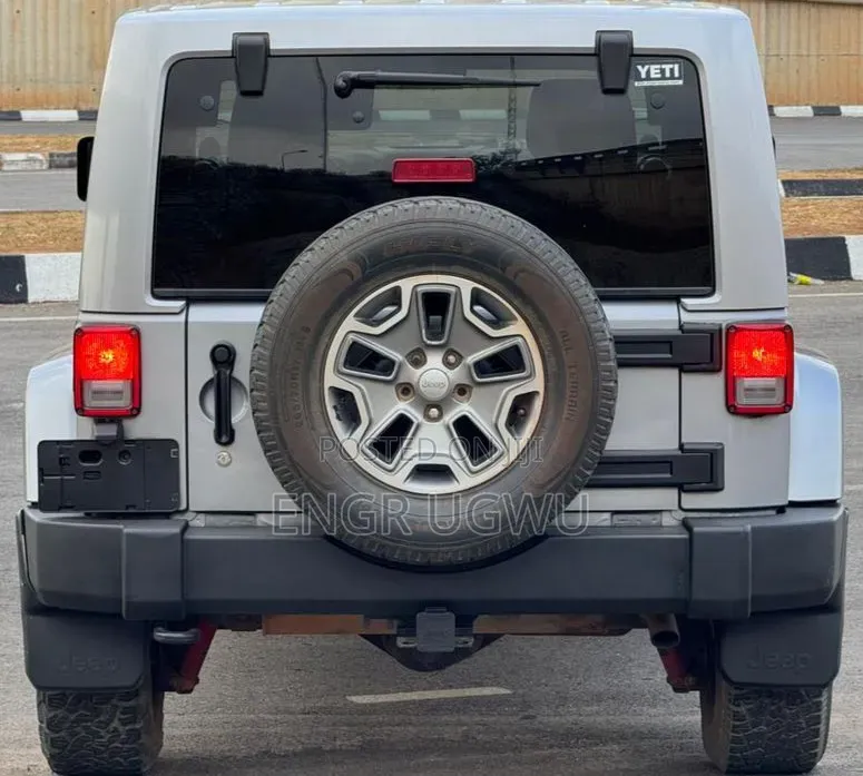 Car 2014 Gray
