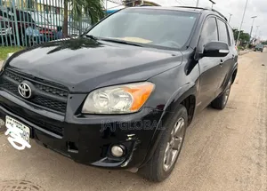 Toyota RAV4 2011 Black
