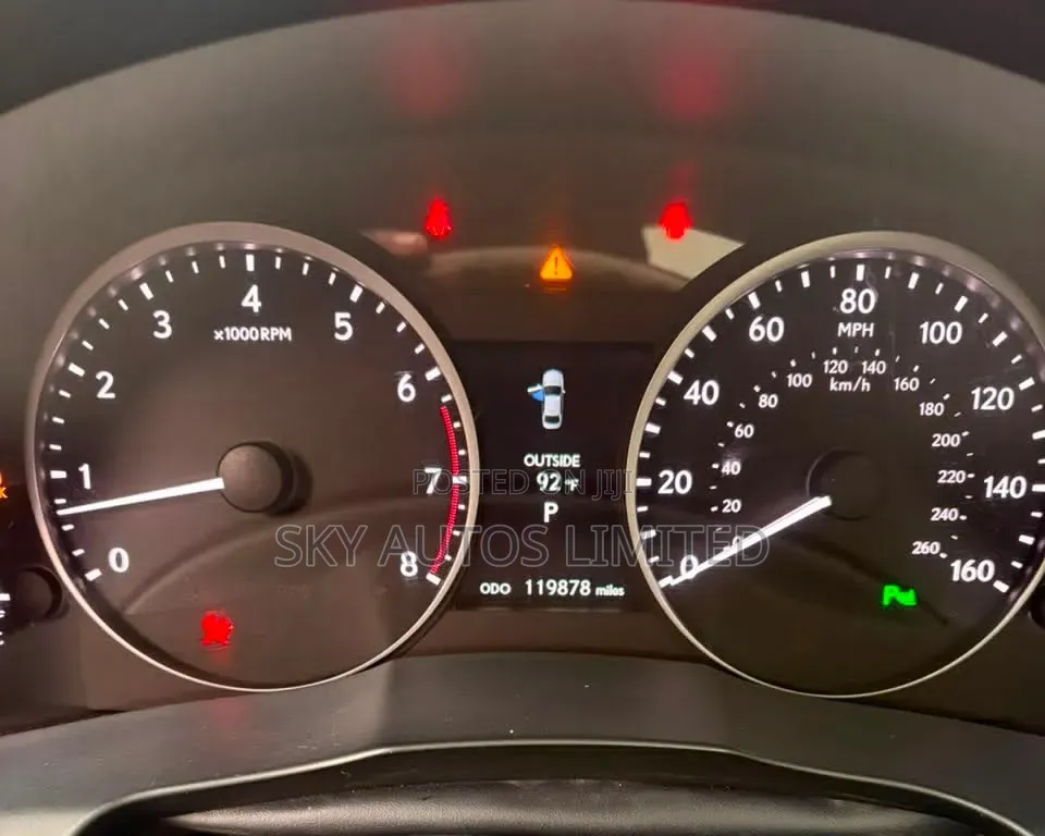 Lexus ES 2013 White