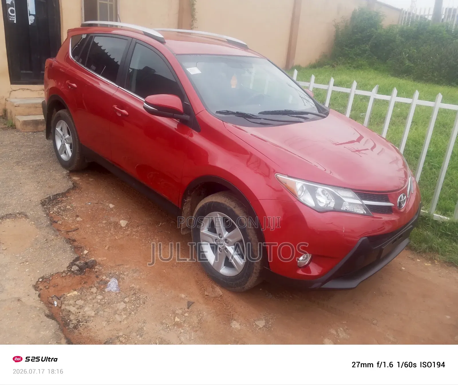 Toyota RAV4 2015 Red