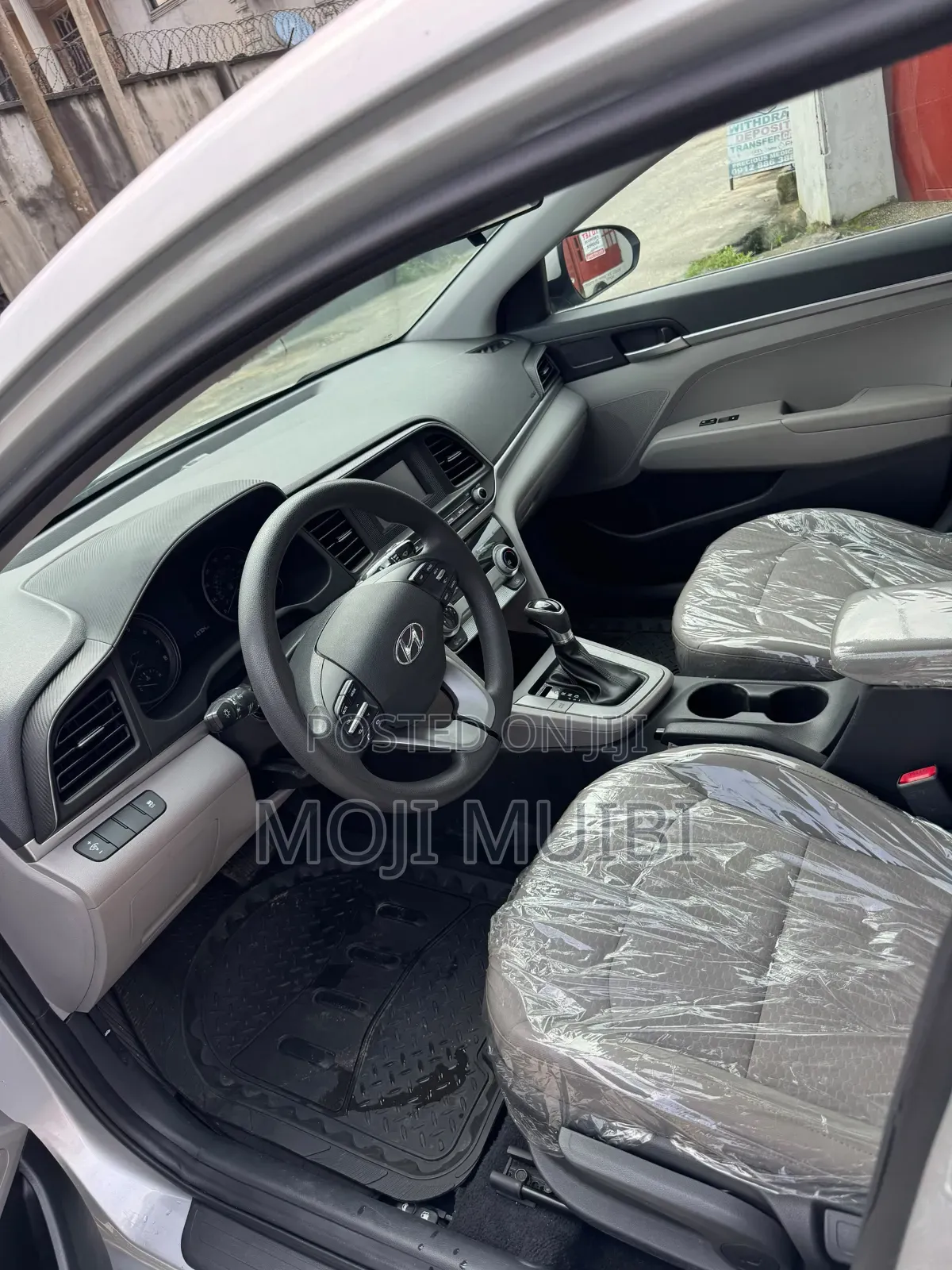 Hyundai Elantra 2019 Silver