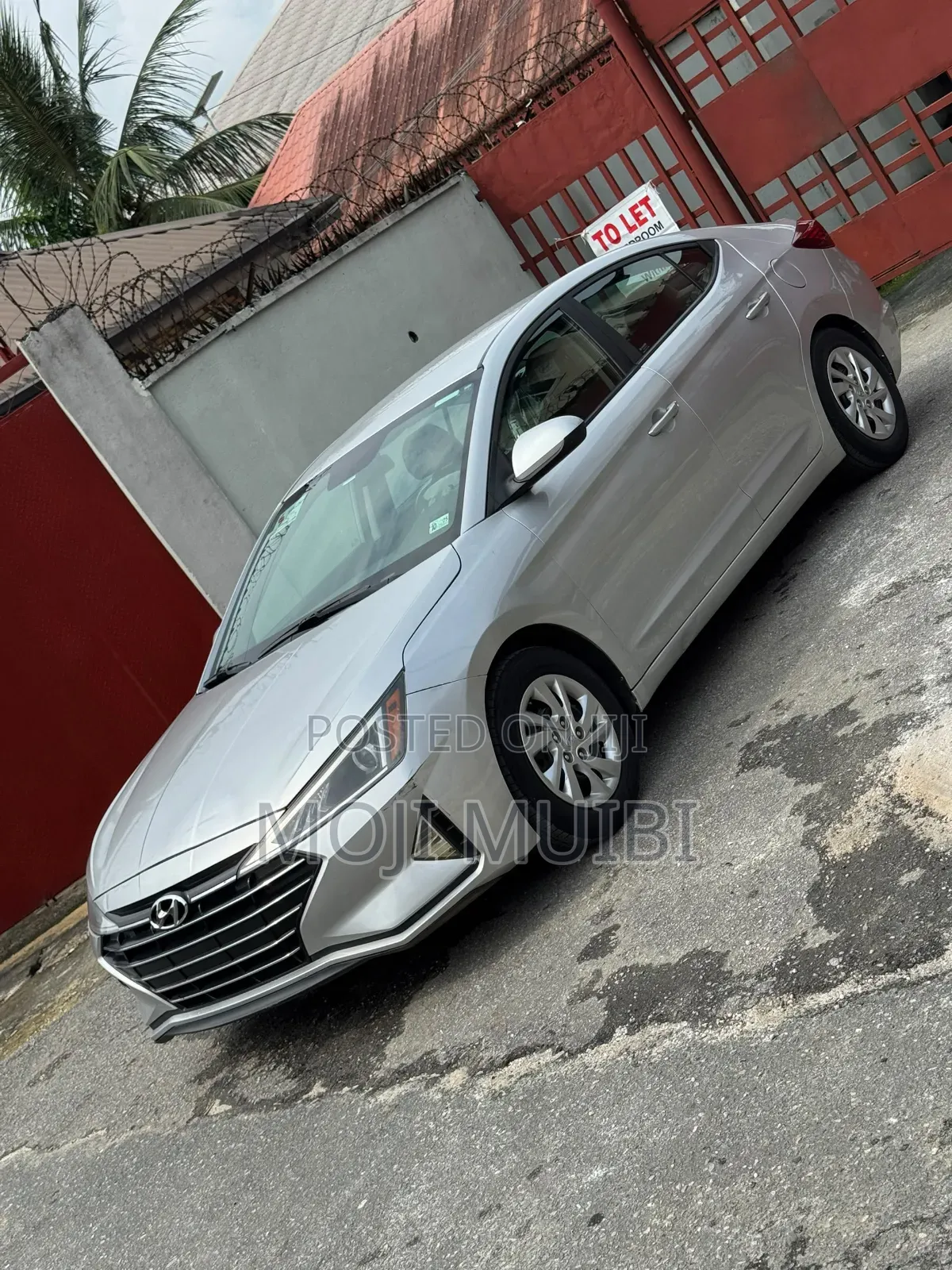 Hyundai Elantra 2019 Silver