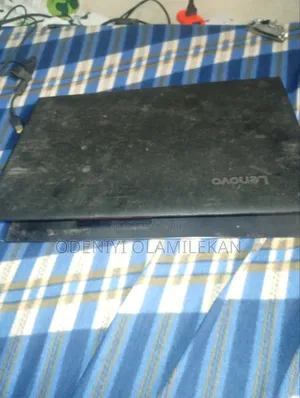 Laptop Lenovo 4GB Intel Core i5 SSD 256GB