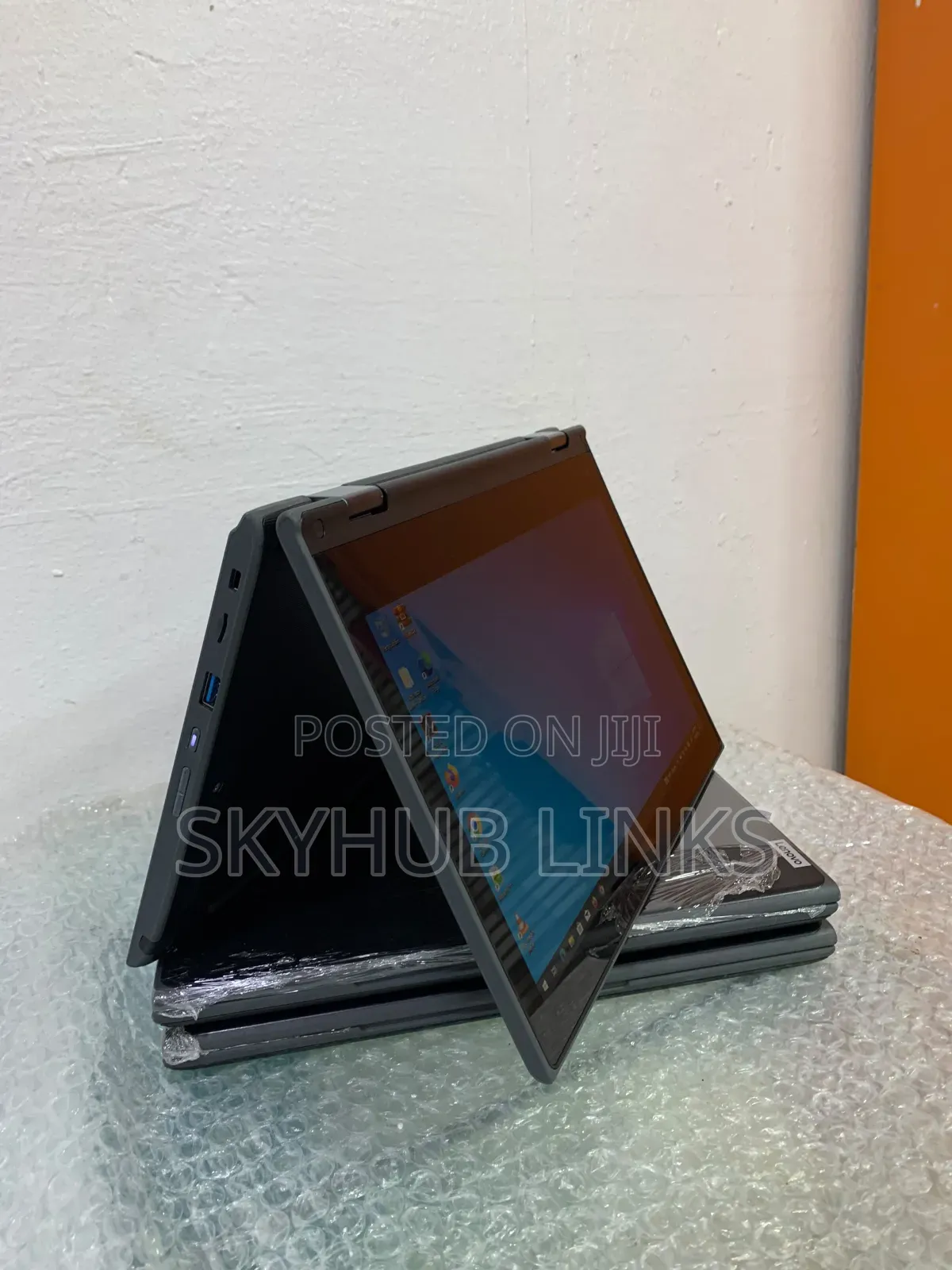 Laptop Lenovo 300e 4GB Intel Celeron SSD 128GB