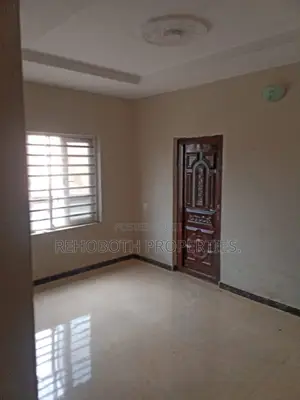 3bdrm Apartment in Bendel Filling, Akala Express for rent