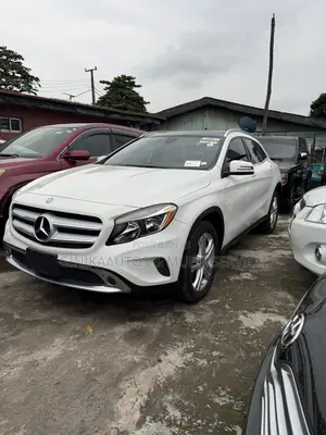 Mercedes-Benz GLA 250 2016 White