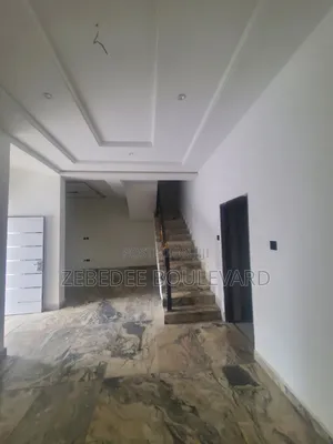 4bdrm Townhouse / Terrace in Kaura for rent
