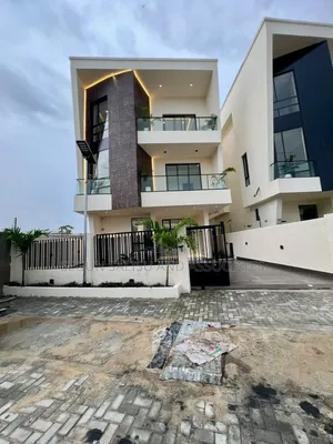 5bdrm Duplex in Lekki for sale