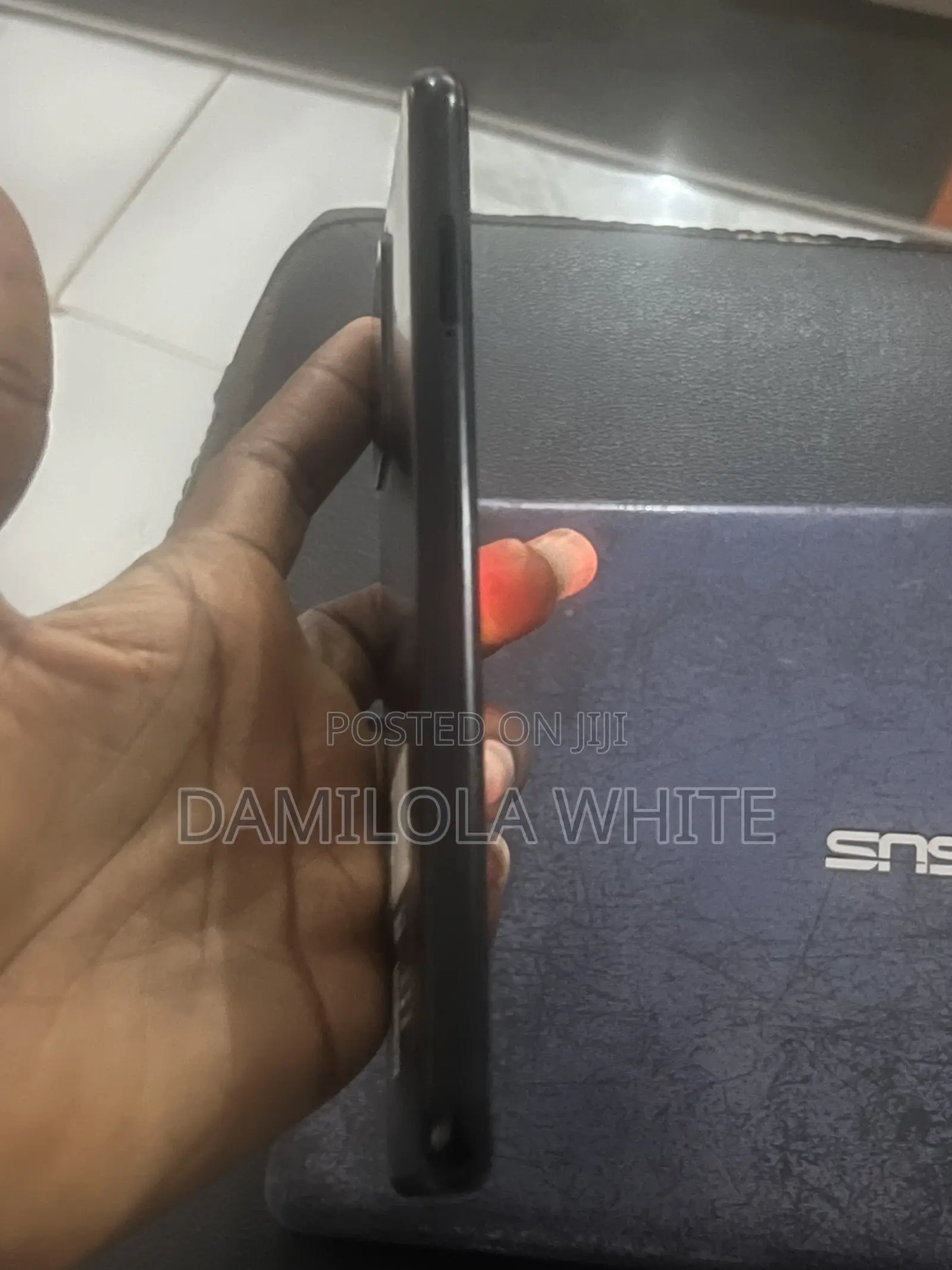 Maxfone Max 20s 8 GB Black