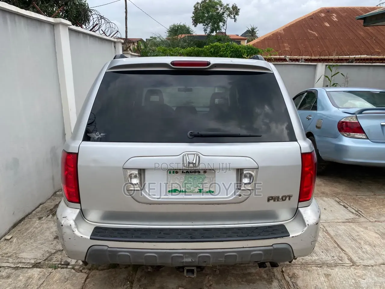 Honda Pilot 2006 Silver