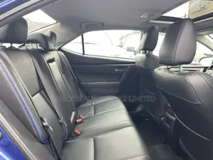 Toyota Corolla XSE (1.8L 4cyl 2A) 2019 Blue