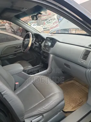 Honda Pilot 2005 Black