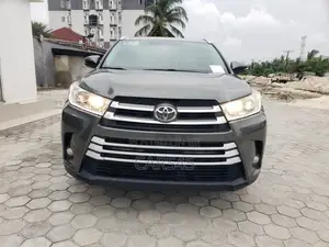 Toyota Highlander 2018 Green