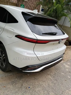 Toyota Venza 2022 White