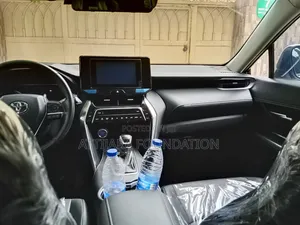 Toyota Venza 2022 White