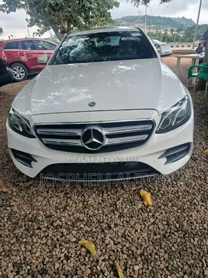 Mercedes-Benz E300 2017 White