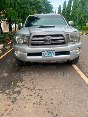 Toyota Tacoma 2010 Silver