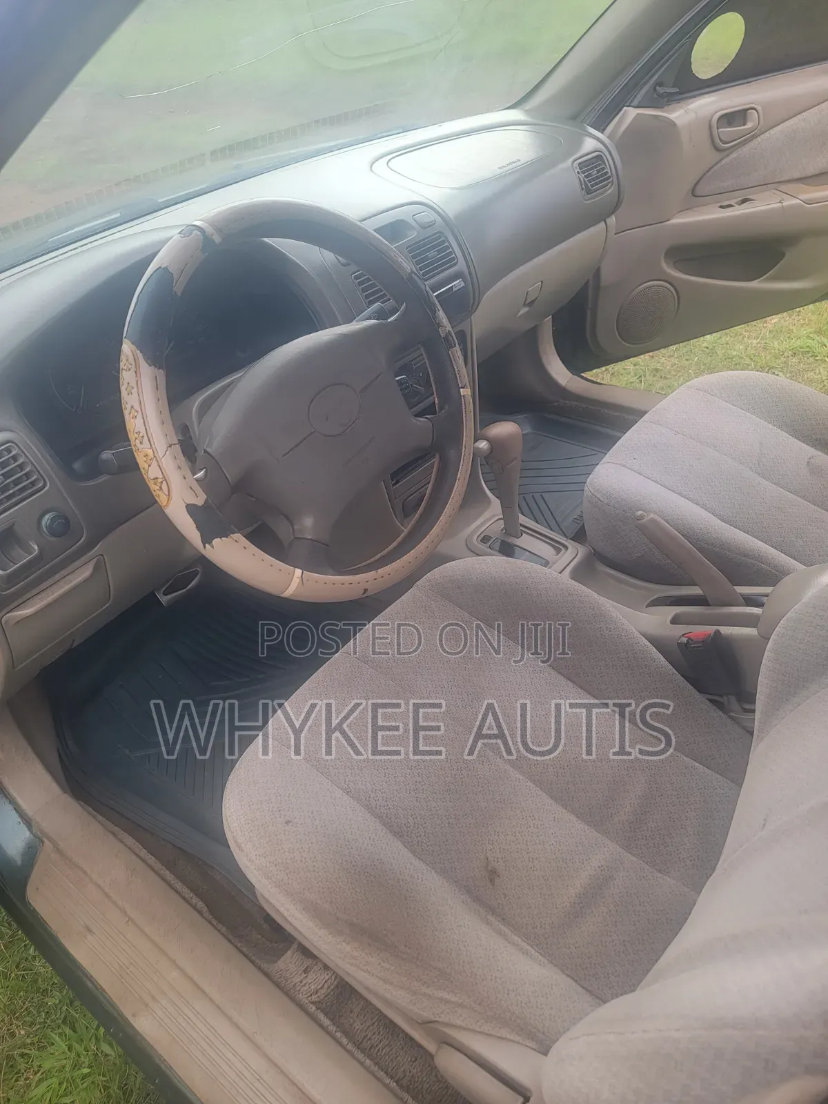Toyota Corolla 2000 Green