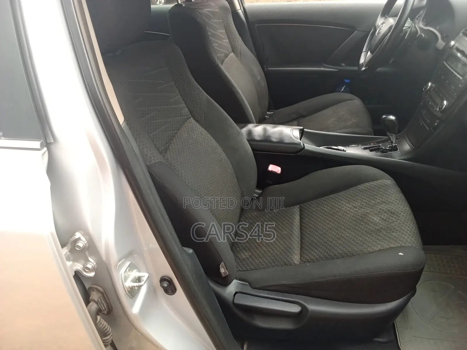 Toyota Avensis 2008 Silver