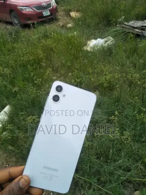 Samsung Galaxy A05 64 GB Silver