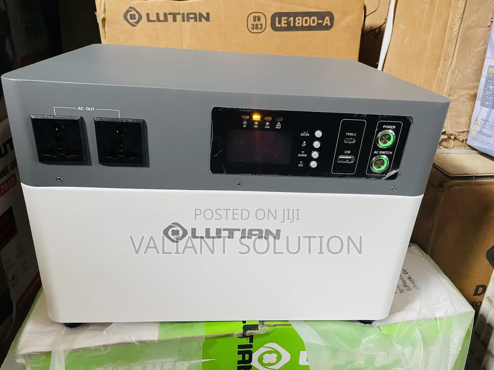 Lutian 1,600 Solar Generator