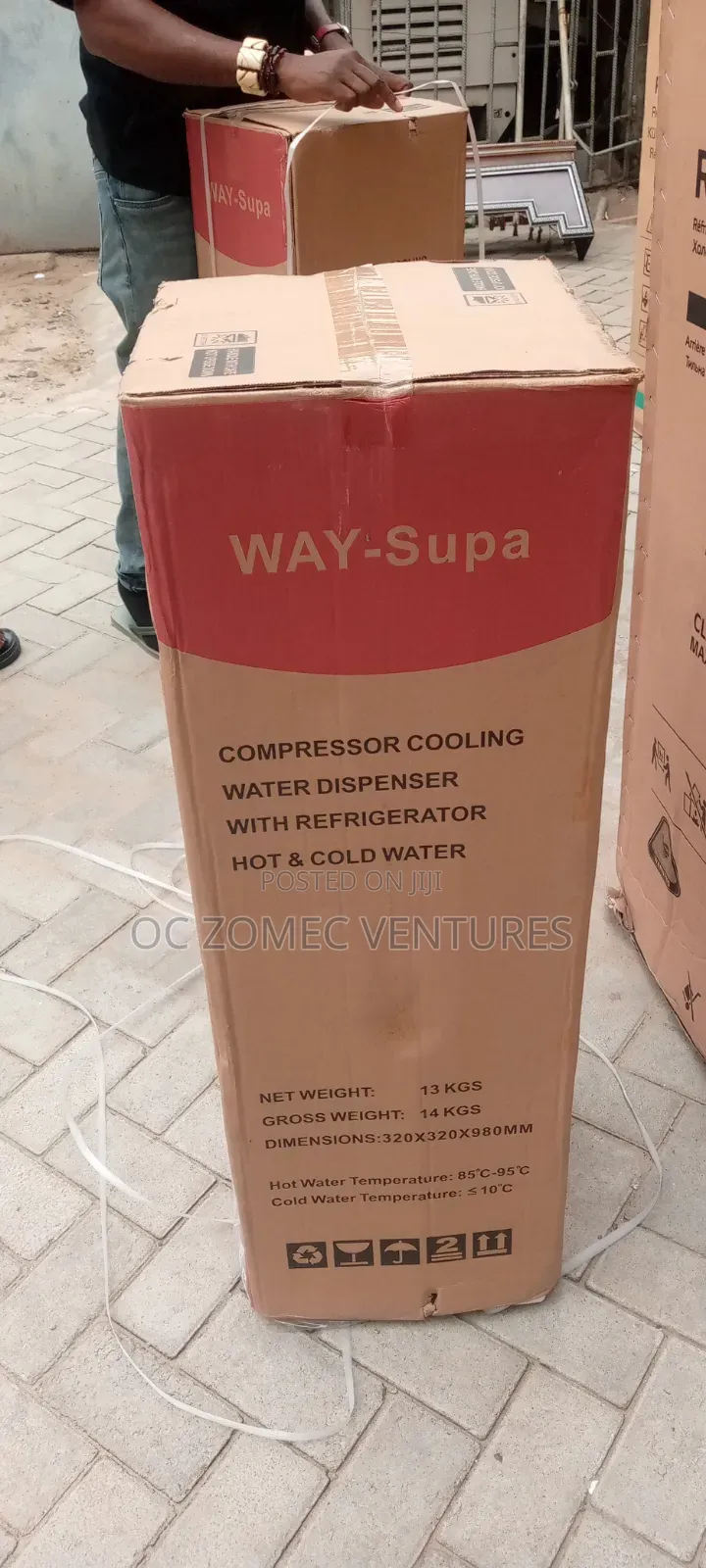 Water Dispenser With Refrigerator.