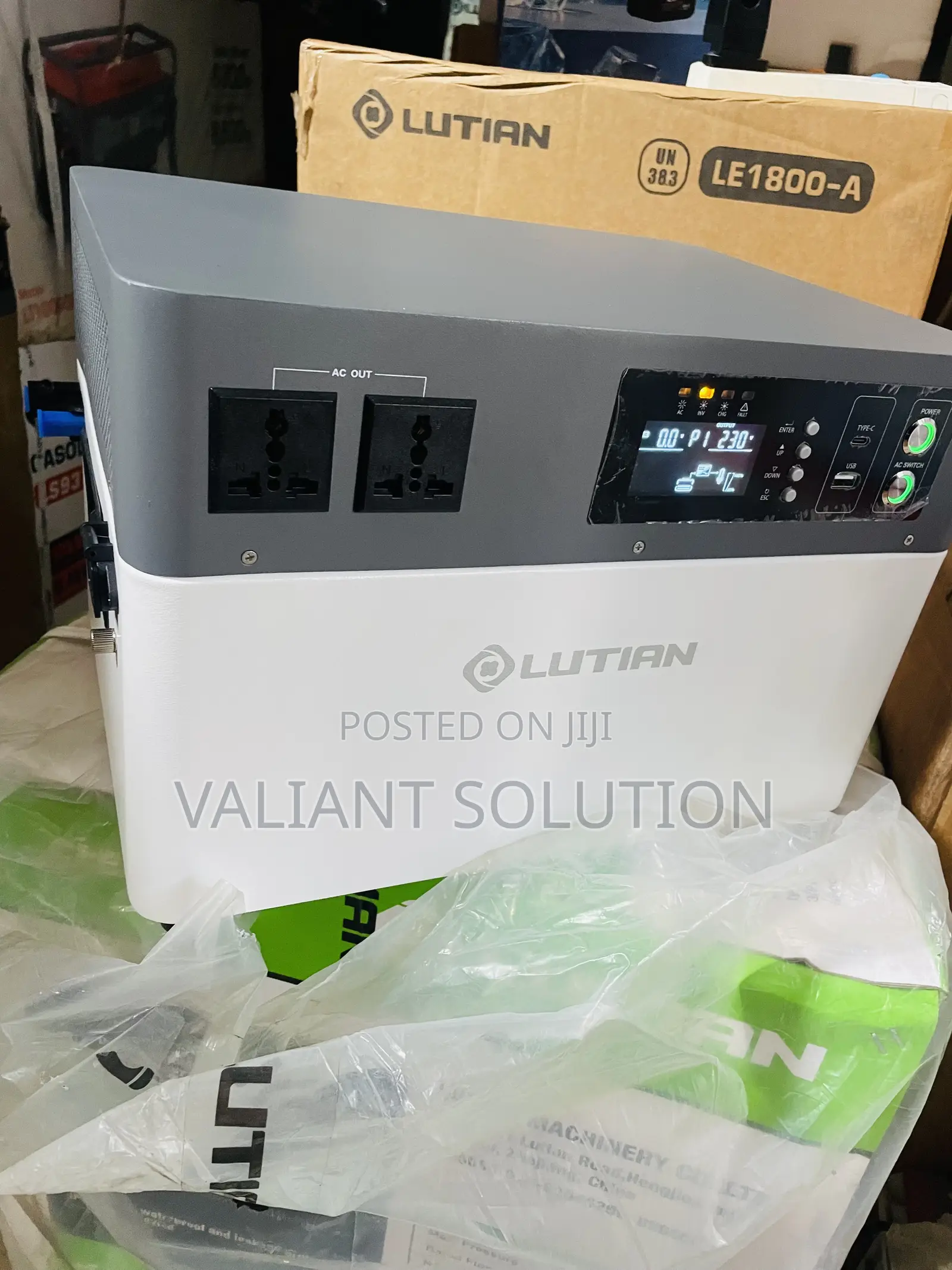 Lutian 1,600 Solar Generator