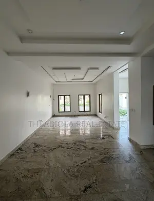 4bdrm Townhouse/Terrace in Dawaki, Abuja for sale