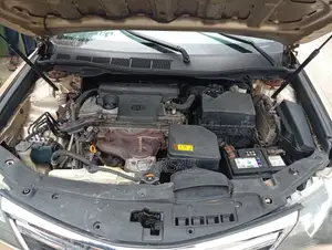 Toyota Camry 2012 Gold