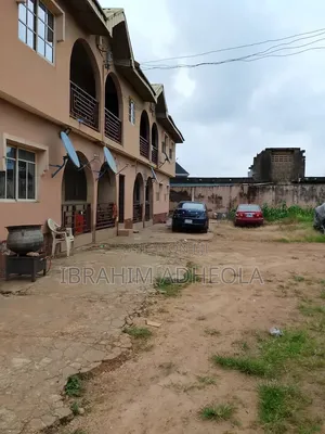 3bdrm Block of Flats in Ojokoro, Abule Egba for sale