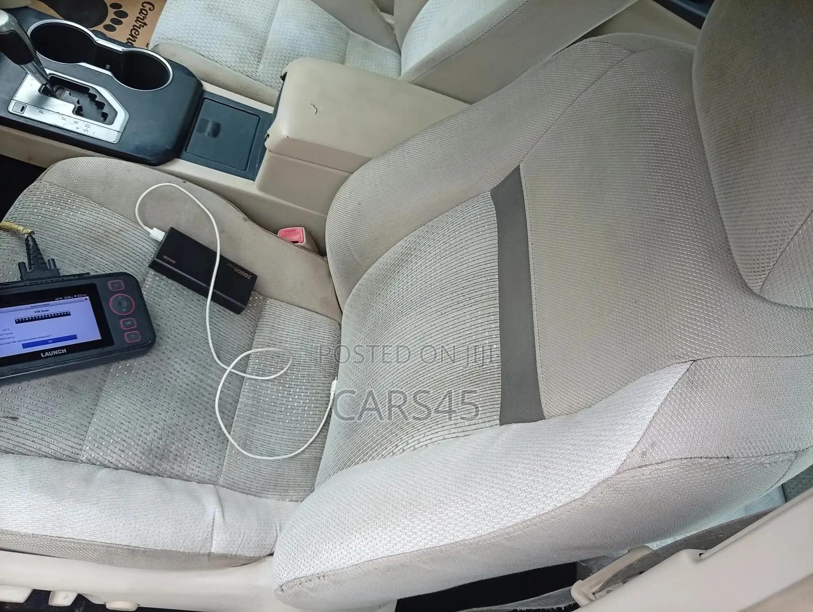 Toyota Camry 2012 Gold
