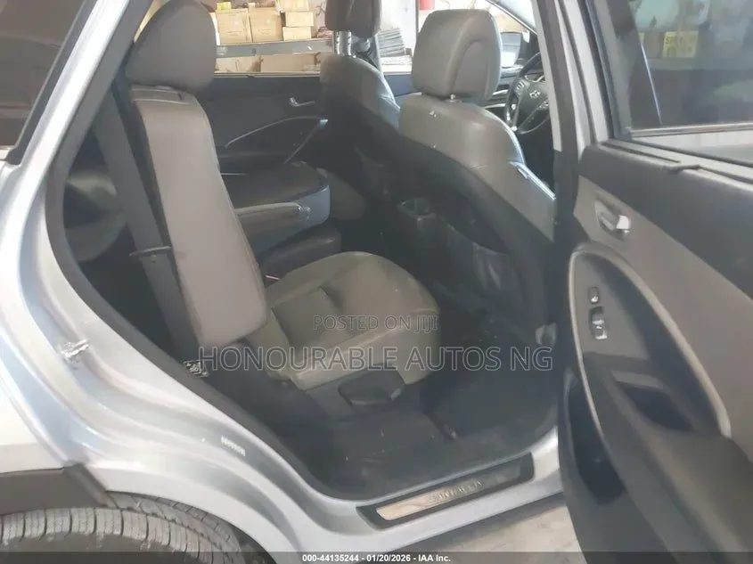 Hyundai Santa Fe 2017 Silver
