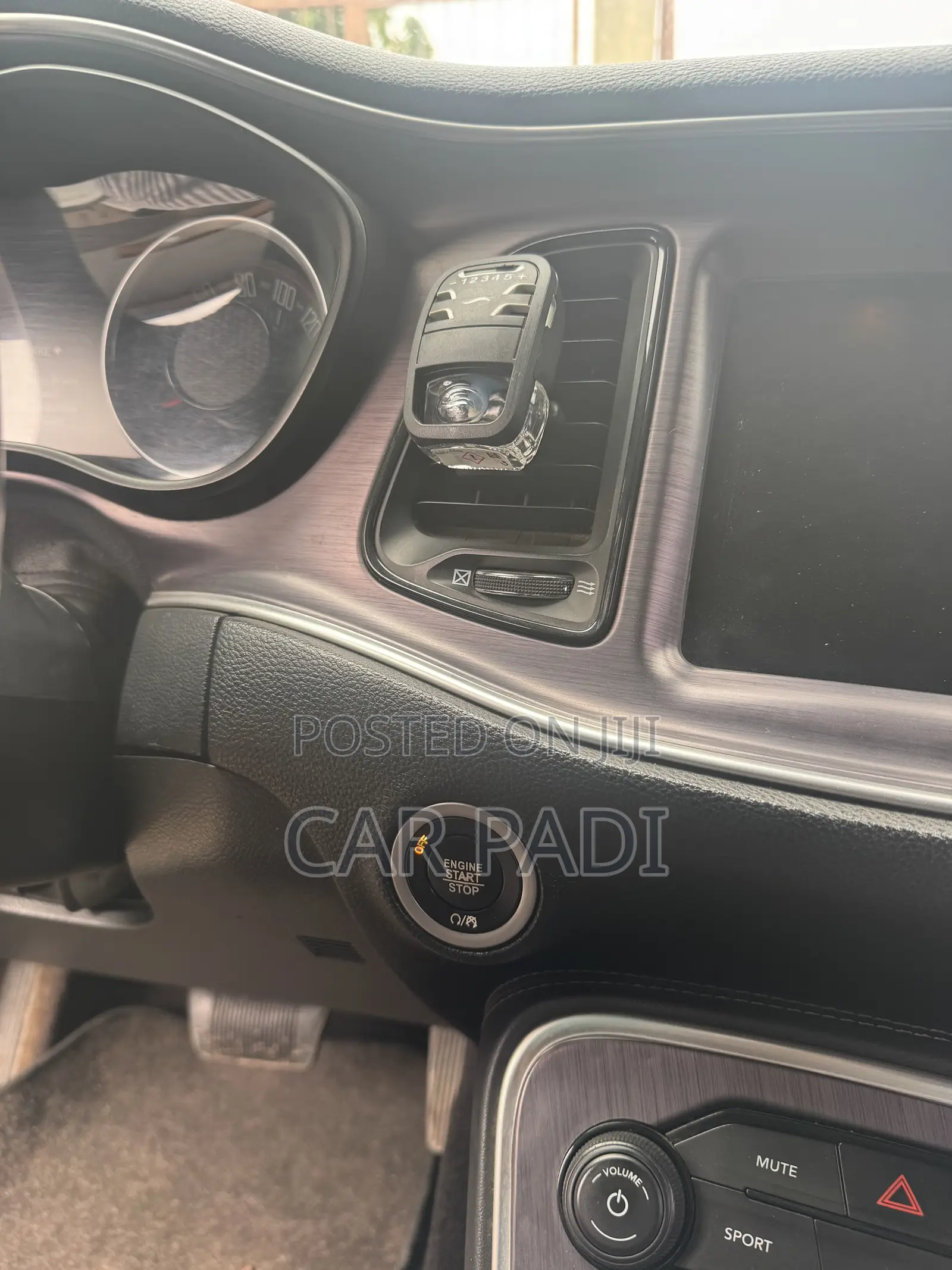 Dodge Challenger 2018 Black