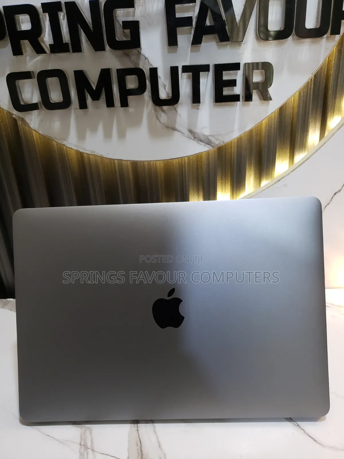 Laptop Apple MacBook 2018 16GB Intel Core i7 SSD 256GB