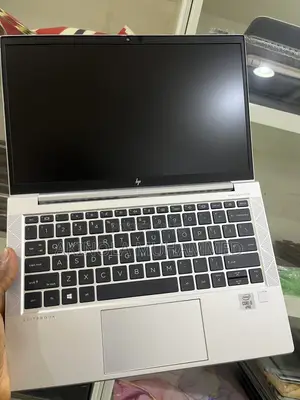 Laptop HP EliteBook 830 G7 8GB Intel Core i5 SSD 256GB