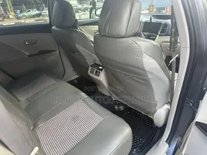Toyota Venza 2012 Gray