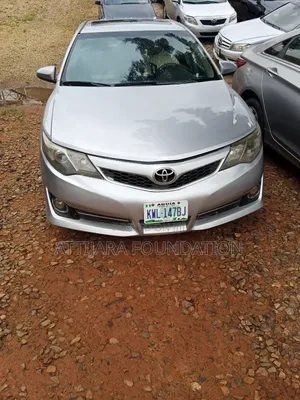 Toyota Camry 2013 Silver