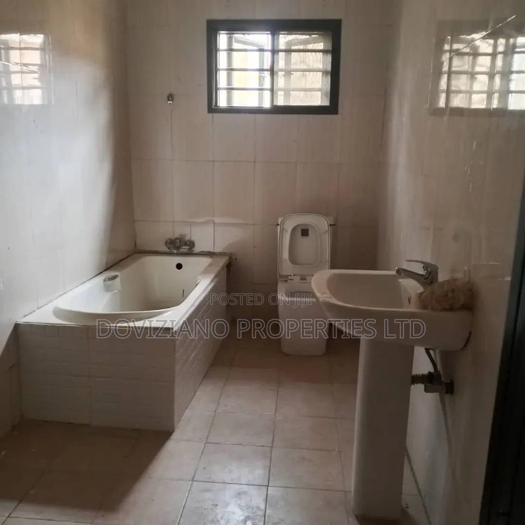 5bdrm Duplex in Ikeja GRA for rent