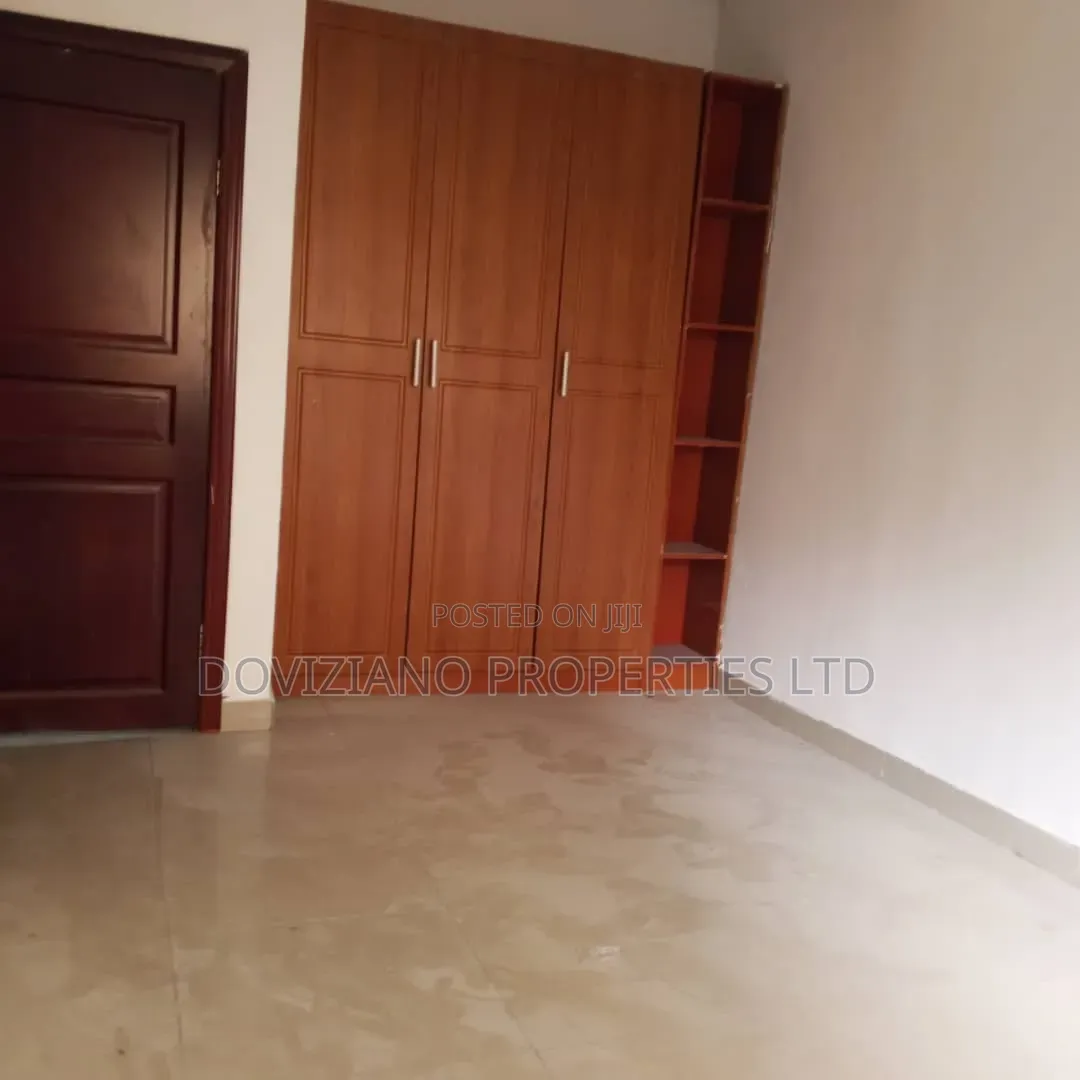 5bdrm Duplex in Ikeja GRA for rent