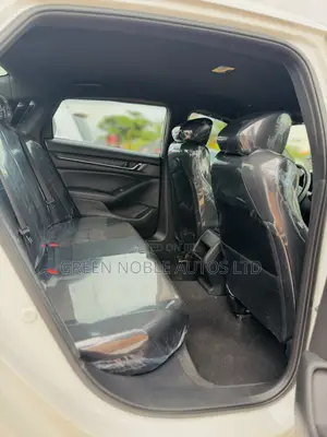 Honda Accord Sport 2.0T 2018 White